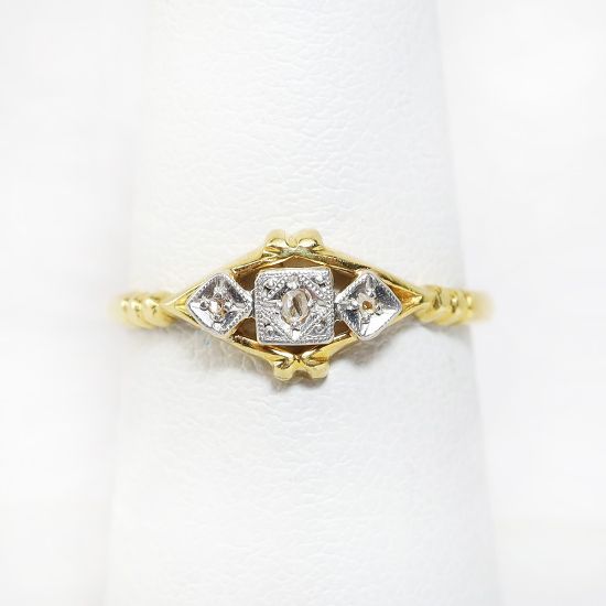 Picture of Antique Early 20th Century 18k Gold, Platinum & Diamond Ring