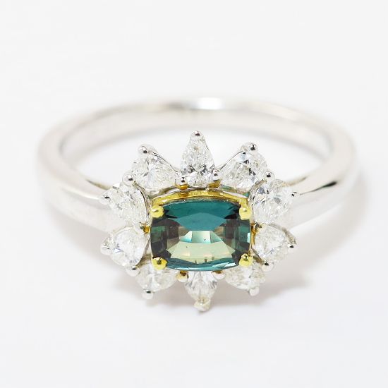 Picture of 18k Two Tone Gold Diamond and Alexandrite Ring