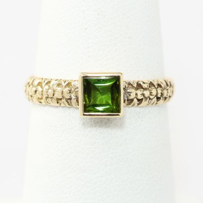 Picture of 14k Yellow Gold Square Peridot Ring