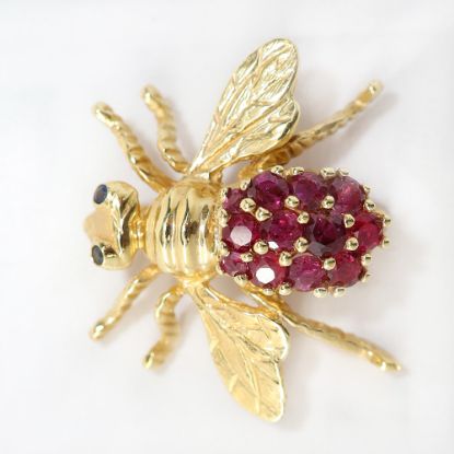 Picture of 18k Yellow Gold Ruby & Sapphire Bee Brooch