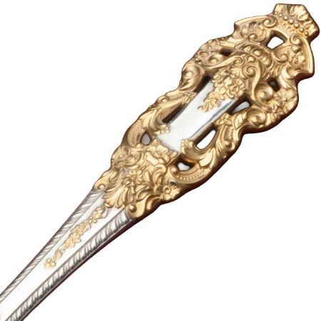 Picture for pattern Golden Crown Baroque