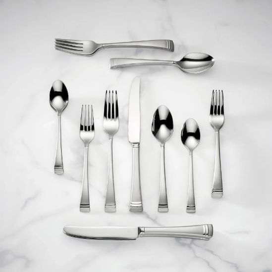 Picture of New 20-Piece Flatware Set