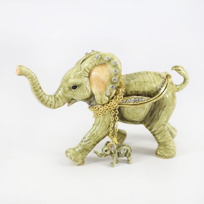 Picture of Bobo the Baby Elephant Trinket Box with Matching Necklace