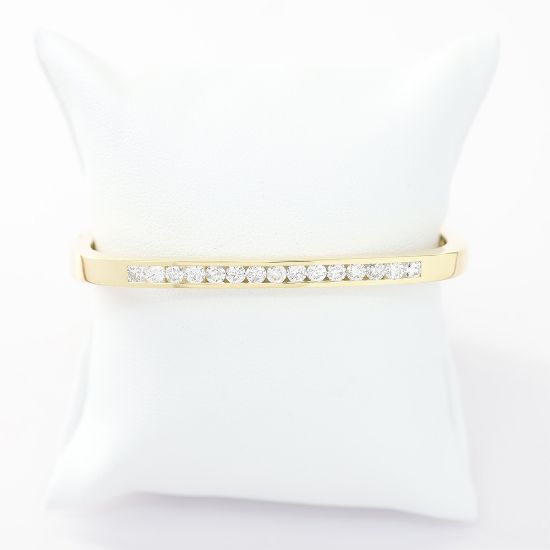 Picture of 14k Yellow Gold Diamond Bangle