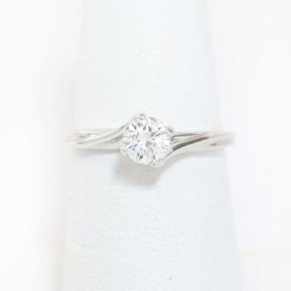 Picture of 14k White Gold Diamond Solitaire Ring