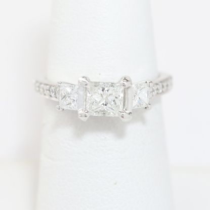 Picture of 14k White Gold Diamond Ring