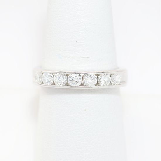 Picture of 14k White Gold Diamond Ring Band