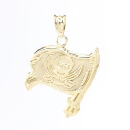 Picture of 14k Yellow Gold Buccaneers Flag Pendant