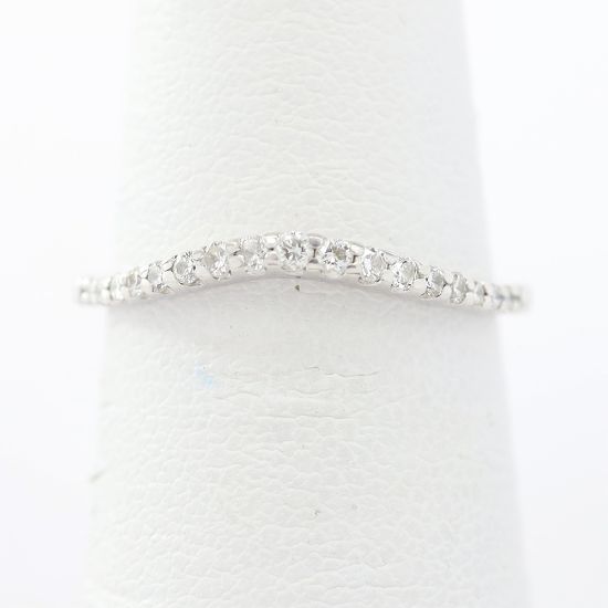 Picture of 14k White Gold Thin Diamond Band