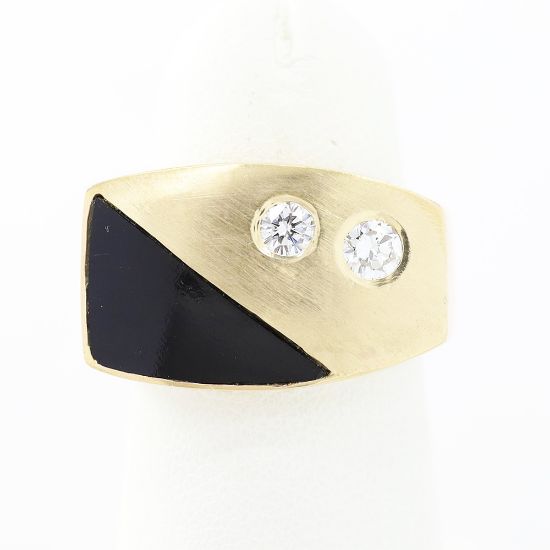 Picture of 14k Yellow Gold Diamond & Onyx Ring
