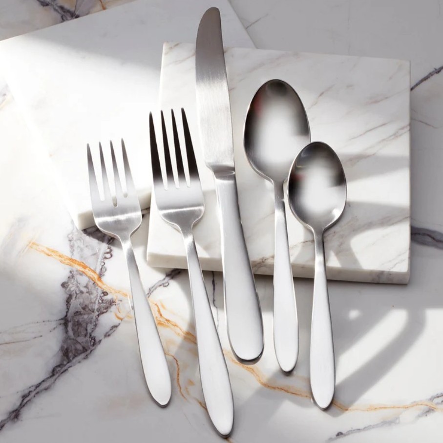 Show products in the Mooncrest, Satin pattern