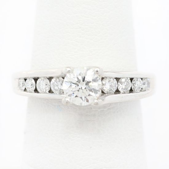 Picture of 14k White Gold Brilliant Diamond Ring