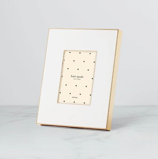 Picture of New White 4x6" Photo Frame