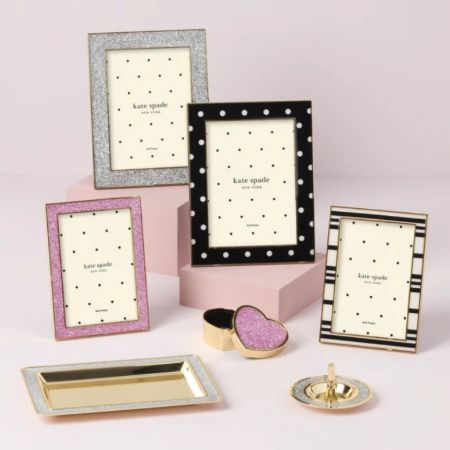Picture for pattern Sitting Pretty