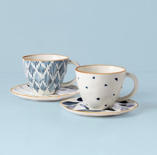 Picture of New 4 Piece Teacup & Saucer Set