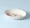 Picture of New Scalloped Oval Baker