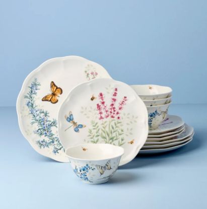 Picture of New 12-Piece Dinnerware Set