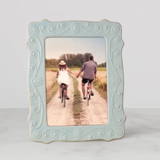 Picture of New 5x7" Photo Frame
