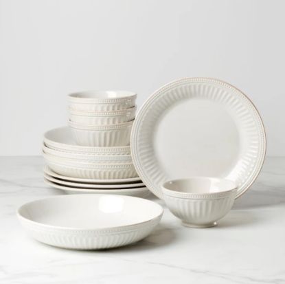 Picture of New 12-Piece Dinnerware Set