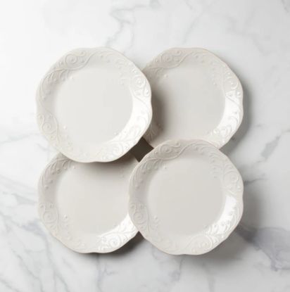 Picture of New Set of 4 Dinner Plates