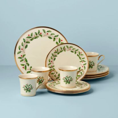 Picture of New 12-Piece Dinnerware Set