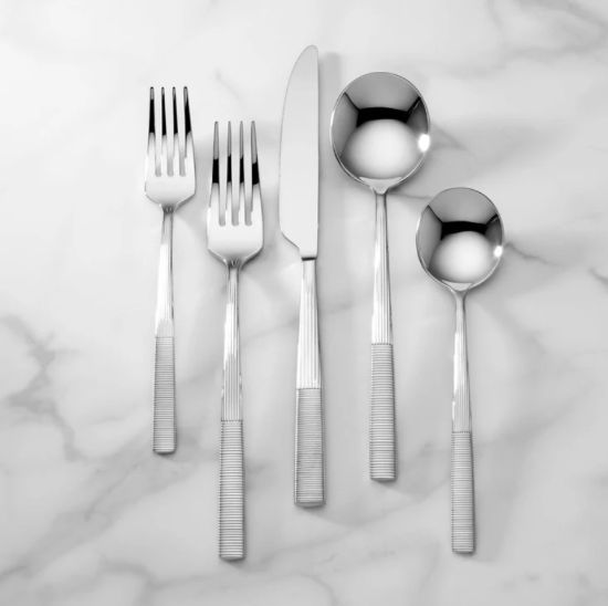 Picture of New 20-Piece Flatware Set
