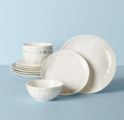 Picture of New 12-Piece Dinnerware Set