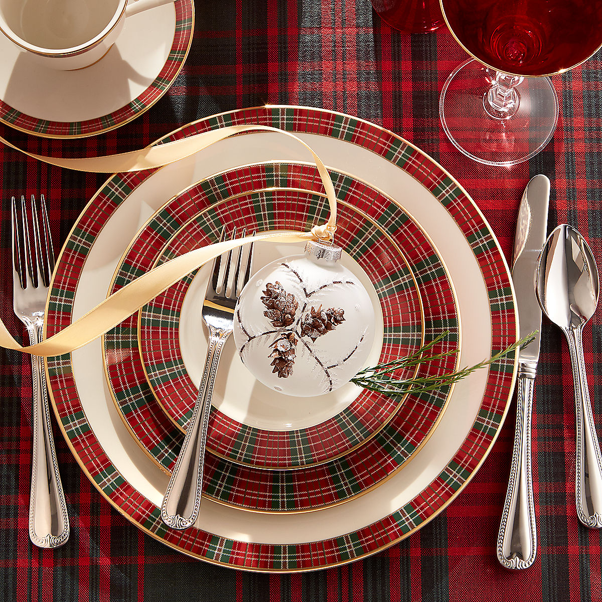 Picture for category Winter Greetings, Plaid