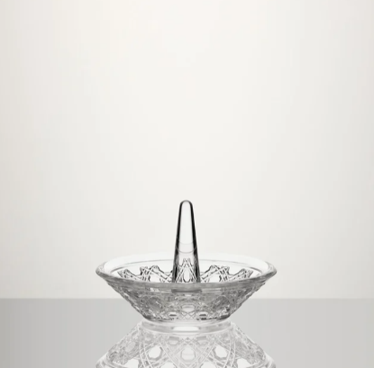 Picture of New Ring Holder, 4in