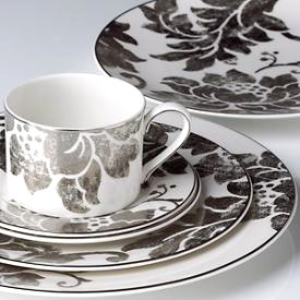 Show products in the Silver Applique pattern