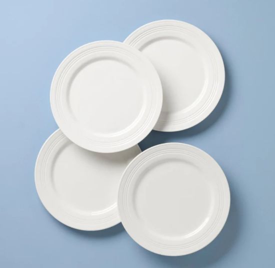 Picture of New Set of Dinner Plates, Four Degree