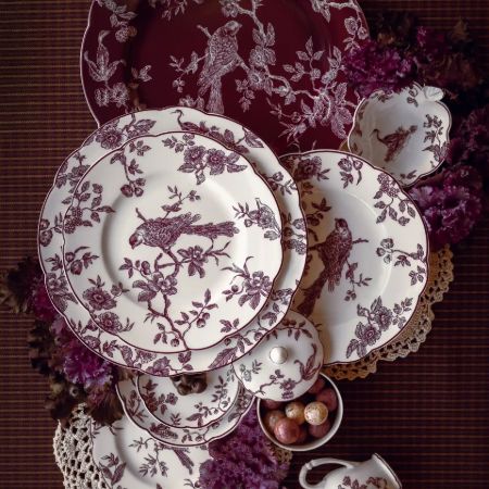 Picture for pattern Albertine, Plum